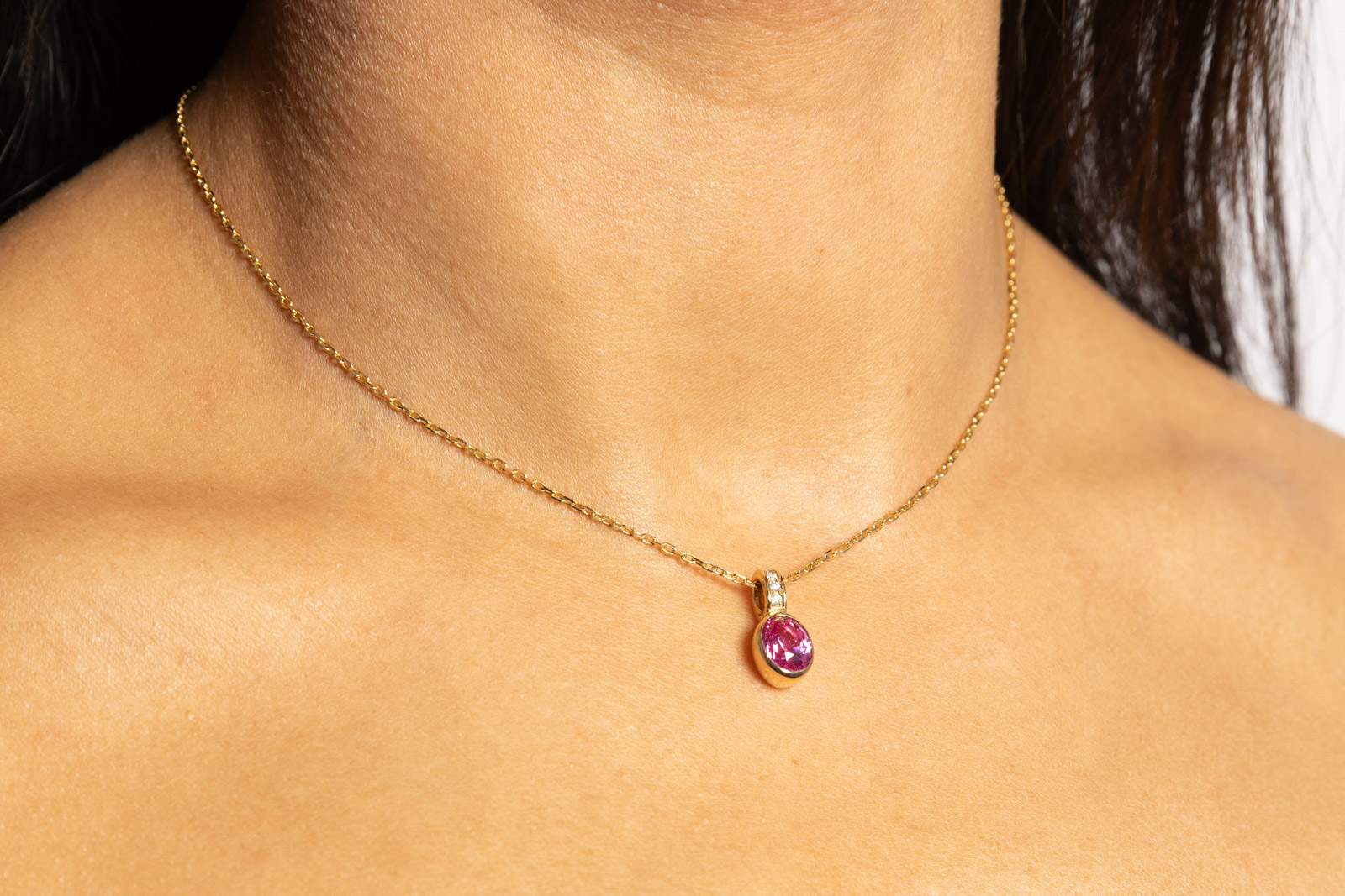 Roségold Ring mit Pink-Saphir